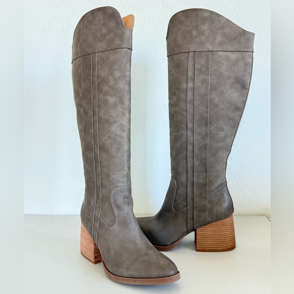 NEW KORKS Scarlet Faux Leather Western Taupe Boot Size 11M